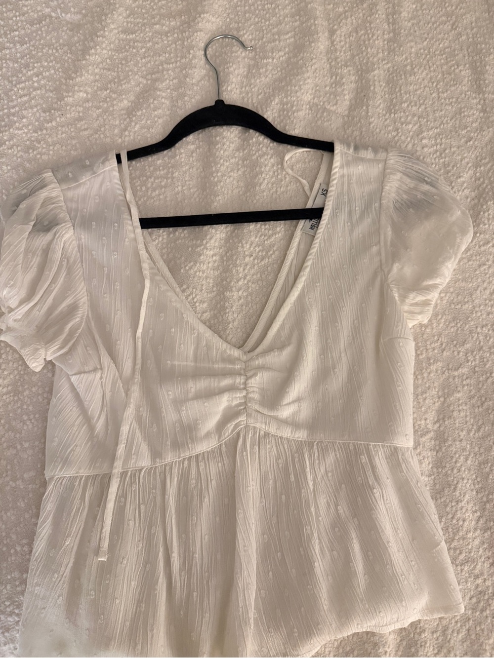 Hollister White V-Neck Ruched Peplum Blouse
